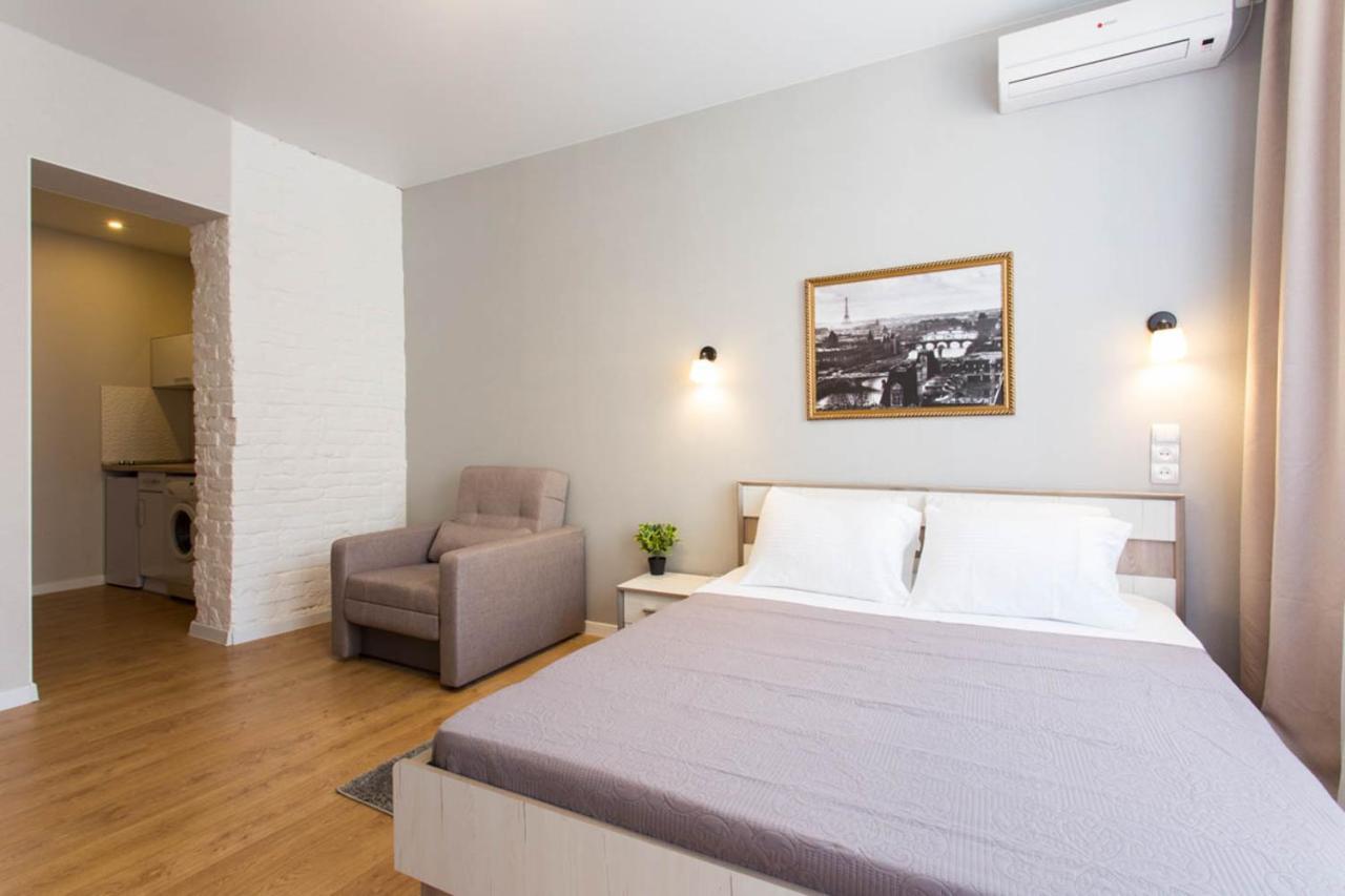 Modern Studio Beside Metro Yaroslava Mudroho, Universytet - Chernyshevska Str 95-7 Charków Zewnętrze zdjęcie