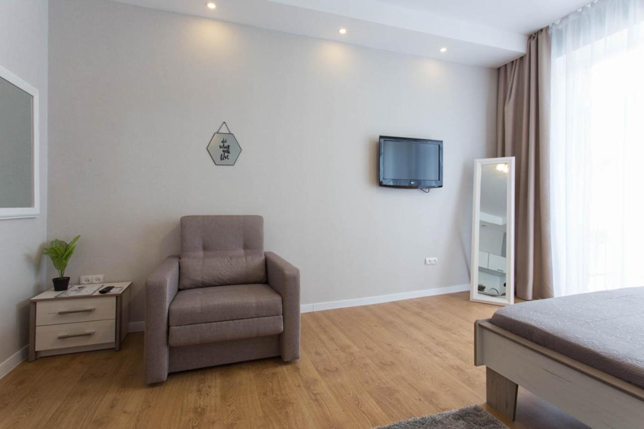 Modern Studio Beside Metro Yaroslava Mudroho, Universytet - Chernyshevska Str 95-7 Charków Zewnętrze zdjęcie