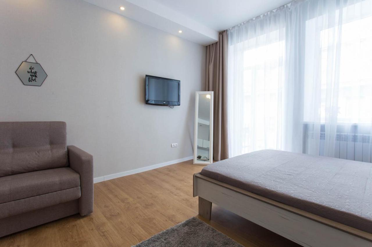 Modern Studio Beside Metro Yaroslava Mudroho, Universytet - Chernyshevska Str 95-7 Charków Zewnętrze zdjęcie