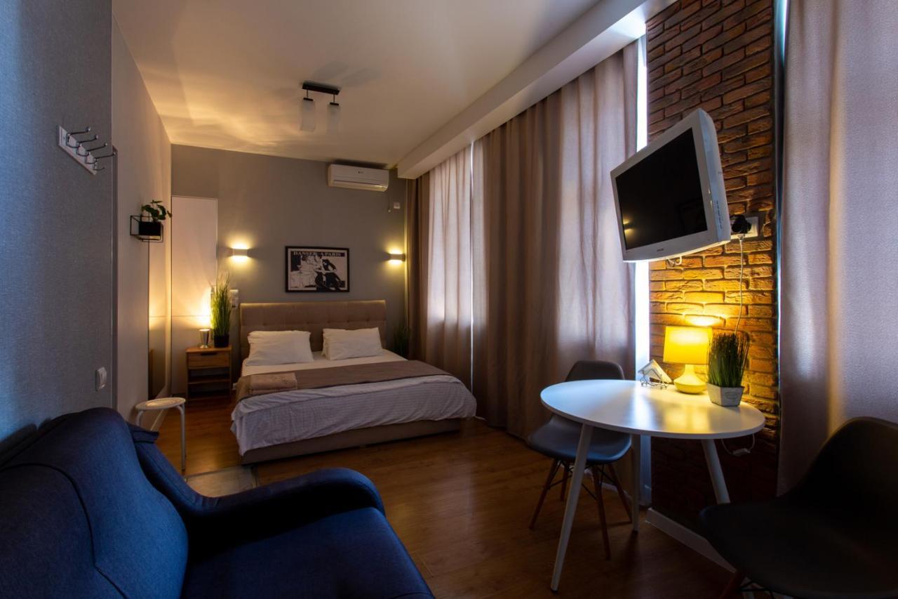 Modern Studio Beside Metro Yaroslava Mudroho, Universytet - Chernyshevska Str 95-7 Charków Zewnętrze zdjęcie
